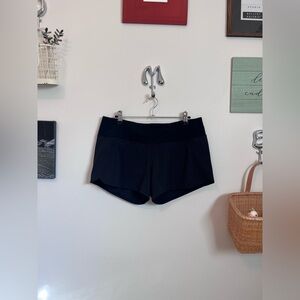 Lululemon Low Rise Speed Up Shorts